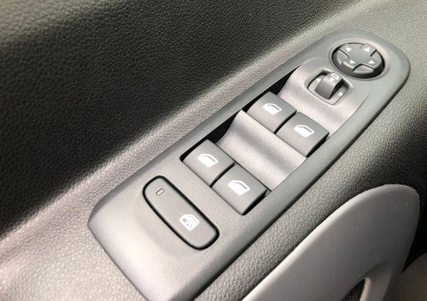 Toyota Proace City Verso cena 124900 przebieg: 5798, rok produkcji 2023 z Świdnik małe 352